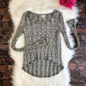 Silence + Noise Long Sleeve Gray Knit Top